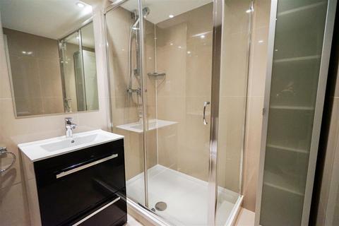 2 bedroom apartment to rent, Harold Road, Crouch End, N8