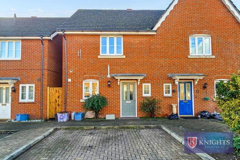 3 bedroom terraced house for sale, Abbey Road , Newbury Park, London, IG2