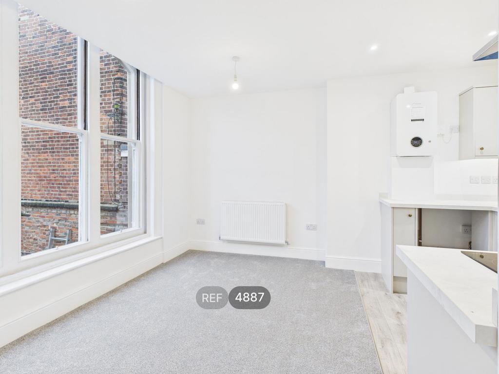 Kitchen / Living area