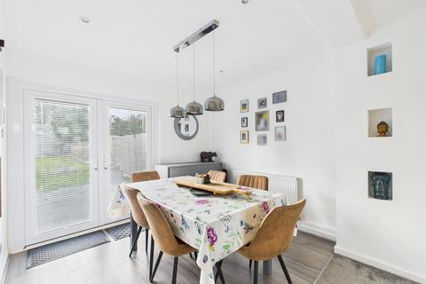 undefined, Churchill Avenue, Aylesbury HP21