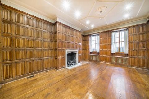 undefined, Upper Brook Street, London W1K
