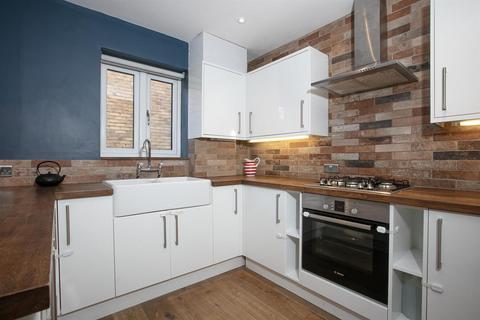 2 bedroom apartment for sale, Dewar Street, Peckham, SE15