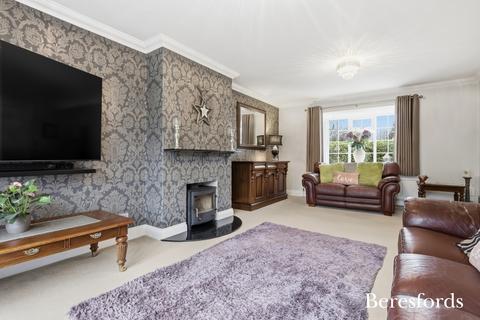 4 bedroom detached house for sale, Notley Road, Braintree, CM7