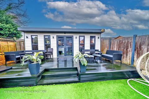 3 bedroom semi-detached house for sale, Highfield Road North, Walsall WS3