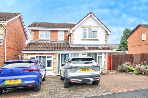 4 bedroom detached house for sale, Lesbury Close, Chester Le Street, County Durham, DH2