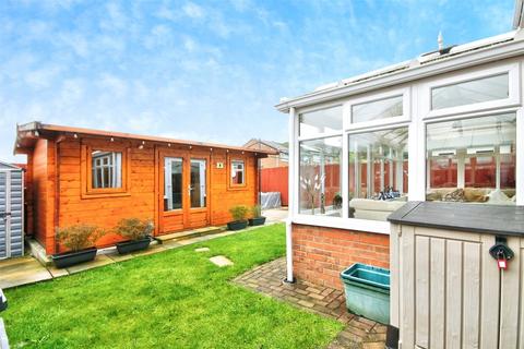 4 bedroom detached house for sale, Lesbury Close, Chester Le Street, County Durham, DH2