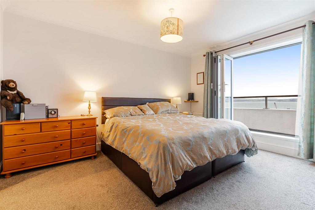 A22 - 3 Montpellier Road Torquay - 260202.jpg