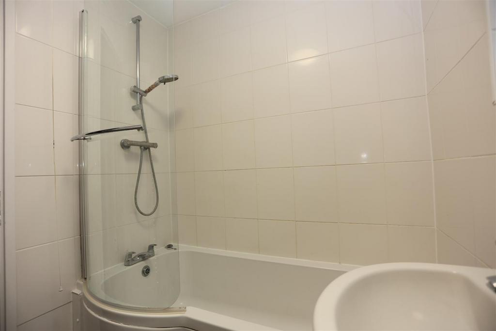 20 Flint Close (18).JPG