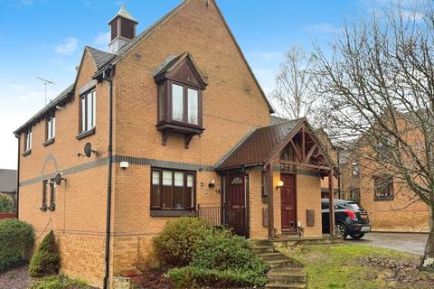 2 bedroom maisonette for sale, Top Common, Warfield, Bracknell