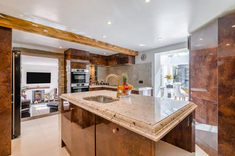 5 bedroom detached house for sale, Parc-y-Brain Lane, Penperlleni