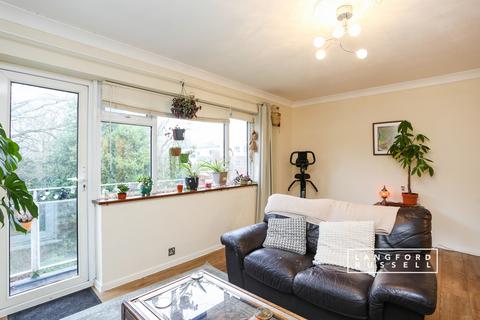 2 bedroom flat to rent, Southend Road BR3