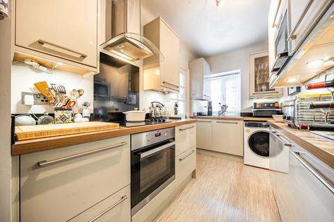 2 bedroom flat for sale, Claremont Road, Surbiton, Surrey, KT6