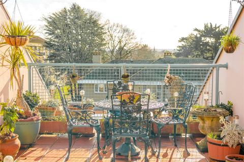 2 bedroom apartment for sale, Claudia Place, London, SW19