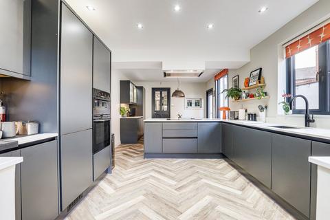 undefined, Loughborough Road, Nottingham NG2