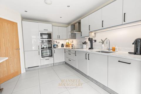 undefined, Oaklands Drive, Crawley RH10