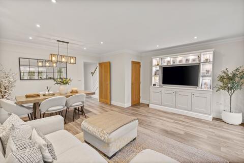 undefined, Oaklands Drive, Crawley RH10