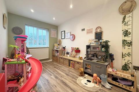 3 bedroom detached house for sale, Shackleton Way, Bowbrook, Shrewsbury