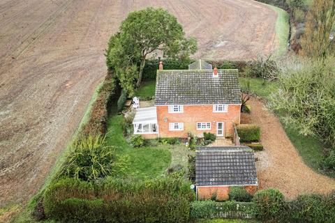 4 bedroom detached house for sale, Chain Free in Carleton Rode