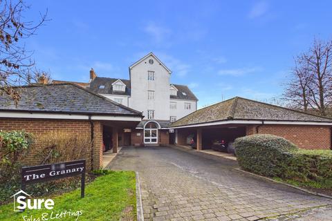 3 bedroom flat for sale, Riverbank, Piccotts End, Hemel Hempstead, Hertfordshire, HP1