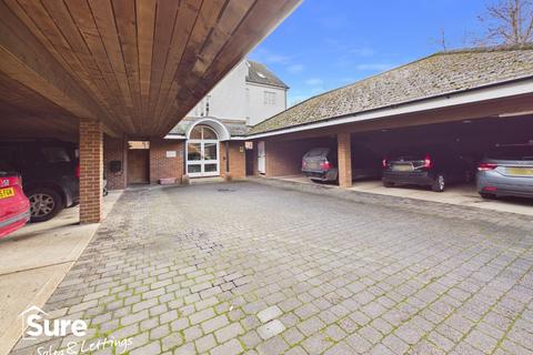 undefined, Riverbank, Piccotts End, Hemel Hempstead, Hertfordshire, HP1