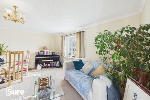 3 bedroom flat for sale, Riverbank, Piccotts End, Hemel Hempstead, Hertfordshire, HP1