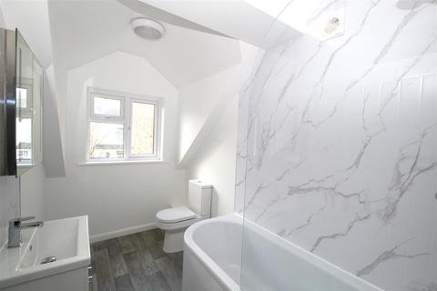 2 bedroom apartment to rent, High Street, Ilfracombe EX34