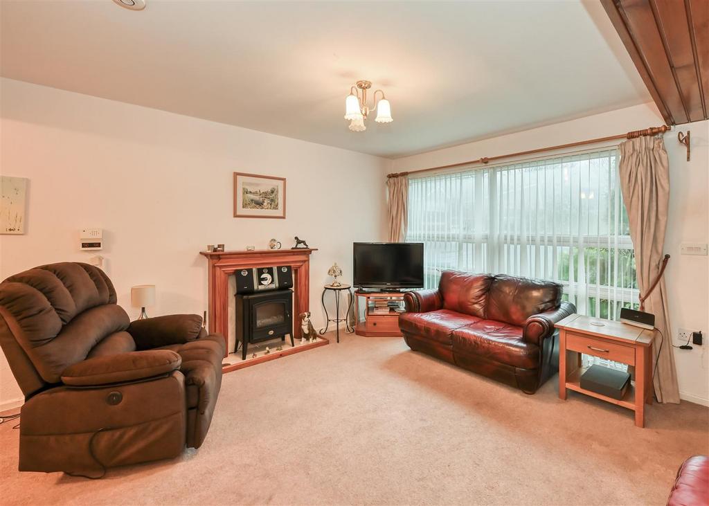 27 Tyrley Close-02.jpg