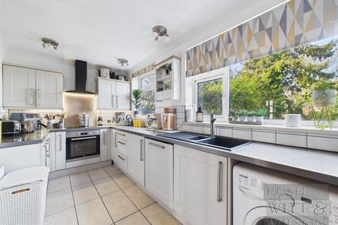 3 bedroom semi-detached house for sale, Parker Road, Hastings