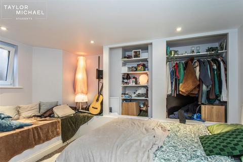 6 bedroom terraced house to rent, Hollingdean Terrace, Brighton