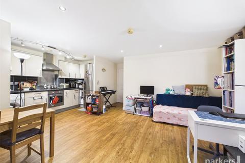 undefined, Regis Park Road, Berkshire RG6