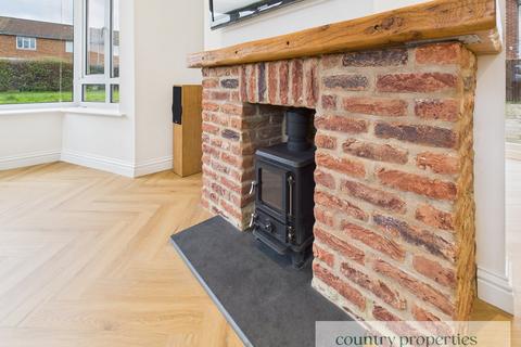 3 bedroom end of terrace house for sale, Lowerfield, Welwyn Garden City, AL7
