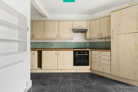 2 bedroom flat to rent, Muswell Hill Broadway, London, N10 1BS