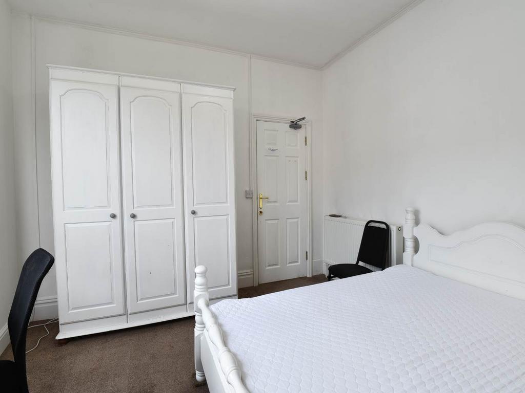 Room 1 01