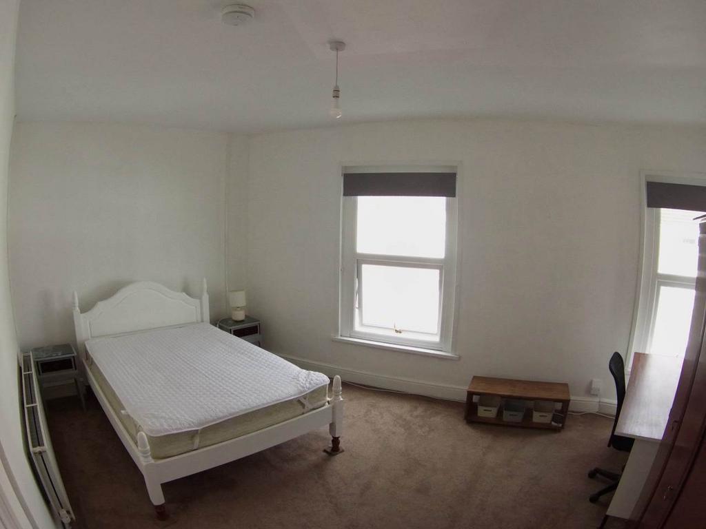 Front 1st bedroom