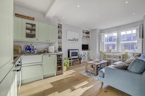 2 bedroom flat for sale, Vera Road, London, SW6