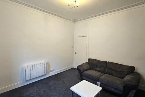 1 bedroom flat to rent, Esslemont Avenue, Rosemount, Aberdeen, AB25