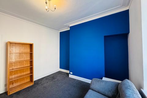 1 bedroom flat to rent, Esslemont Avenue, Rosemount, Aberdeen, AB25