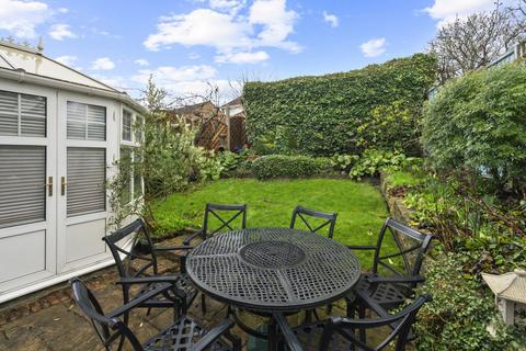 3 bedroom semi-detached house for sale, Fir Park, Essex CM19