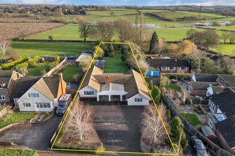 4 bedroom bungalow for sale, Leicester LE7