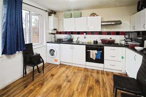 3 bedroom terraced house for sale, Chapman Avenue, Downs Barn, Milton Keynes