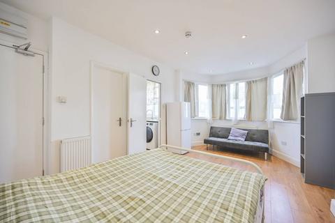 undefined, Heathfield Gardens, Brent Cross, London, NW11