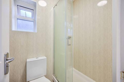 undefined, Heathfield Gardens, Brent Cross, London, NW11