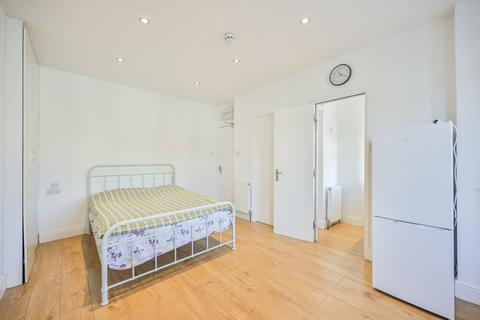 undefined, Heathfield Gardens, Brent Cross, London, NW11