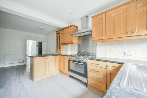 4 bedroom terraced house for sale, Springfield Road, Walthamstow, London, E17