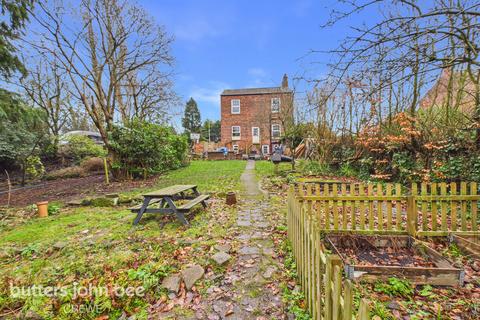 4 bedroom detached house for sale, Alton Street, Crewe