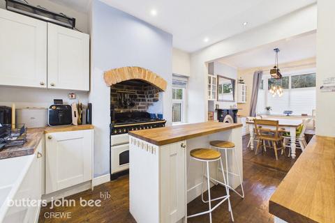 4 bedroom detached house for sale, Alton Street, Crewe