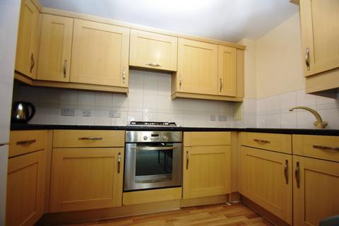 2 bedroom flat to rent, Edison Court, WD18, Watford, WD18