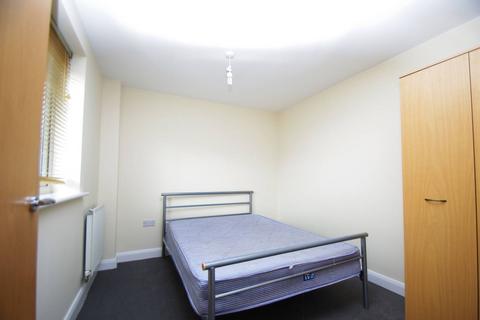 2 bedroom flat to rent, Edison Court, WD18, Watford, WD18