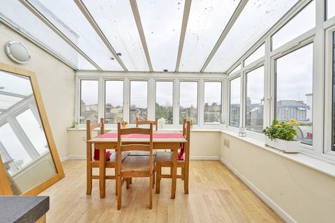 Merton Road, Wimbledon, London, SW19