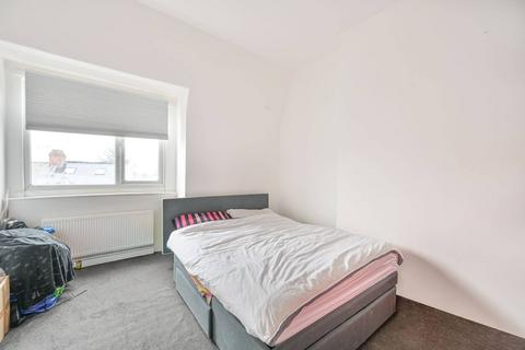 3 bedroom flat for sale, Park Parade, Harlesden, London, NW10